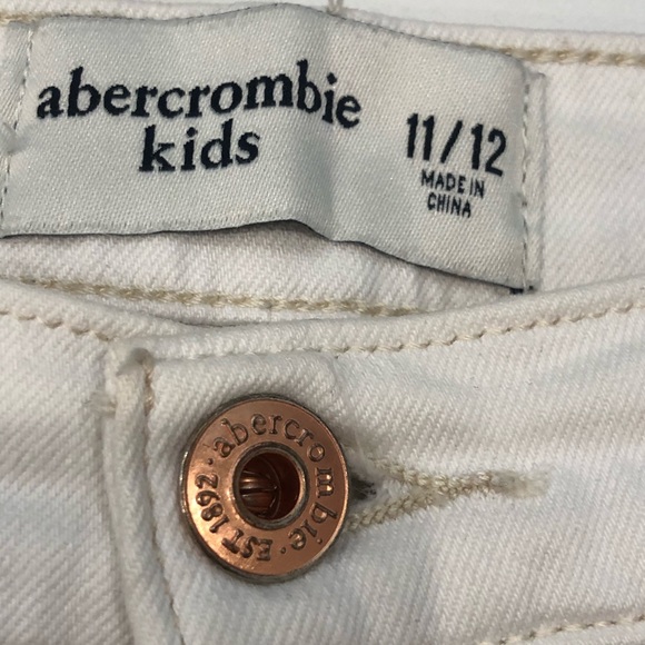 Girls shorts - Picture 2 of 6